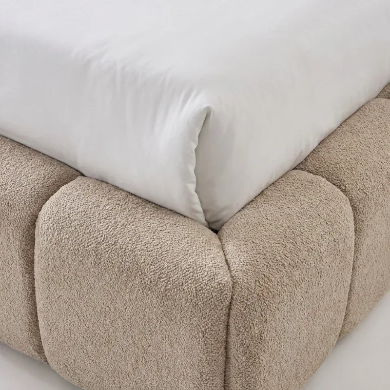 Palermo Essential – close-up van de taupe stof